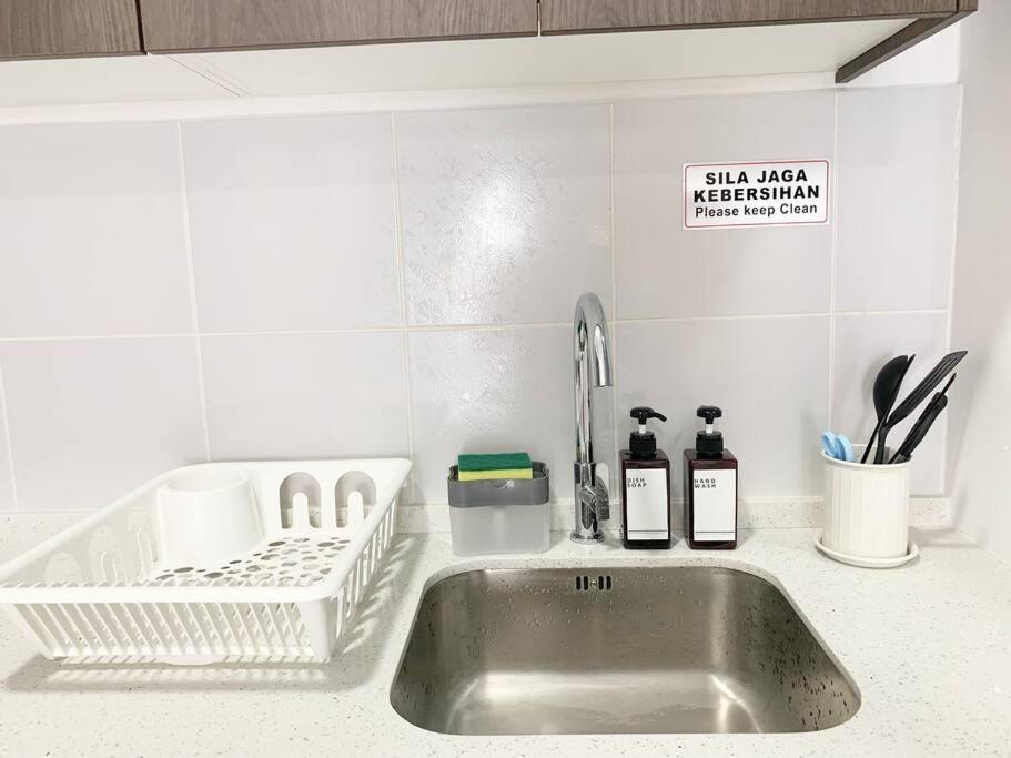 Netflix 2 Bedroom Troika Kota Bharu Homestay 1812 ภายนอก รูปภาพ