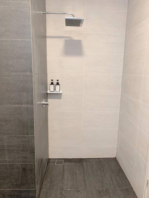 Netflix 2 Bedroom Troika Kota Bharu Homestay 1812 ภายนอก รูปภาพ