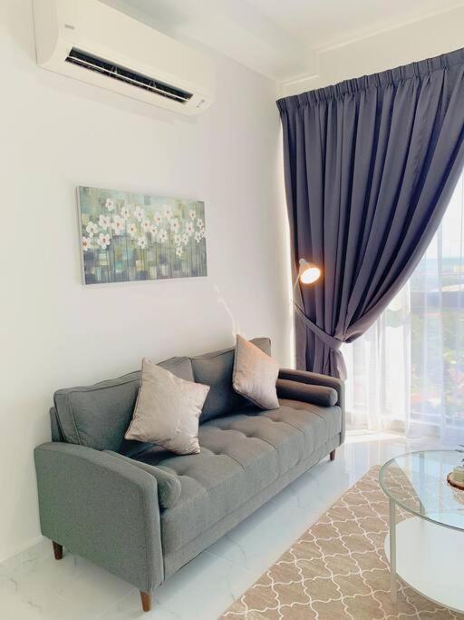 Netflix 2 Bedroom Troika Kota Bharu Homestay 1812 ภายนอก รูปภาพ